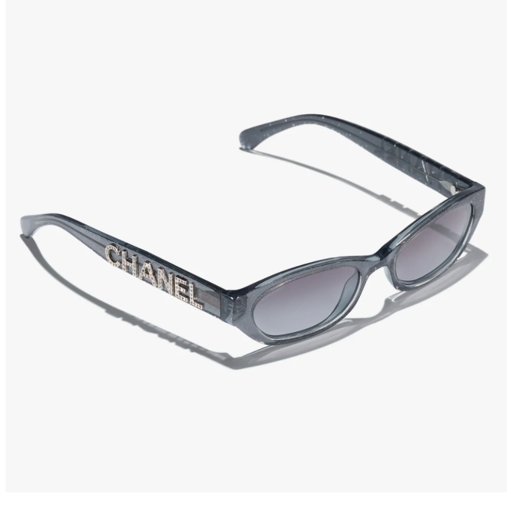 CHANEL RECTANGLE 71280A s1746 Silver Trendy Sunglasses Y2K - Picture 16 of 16
